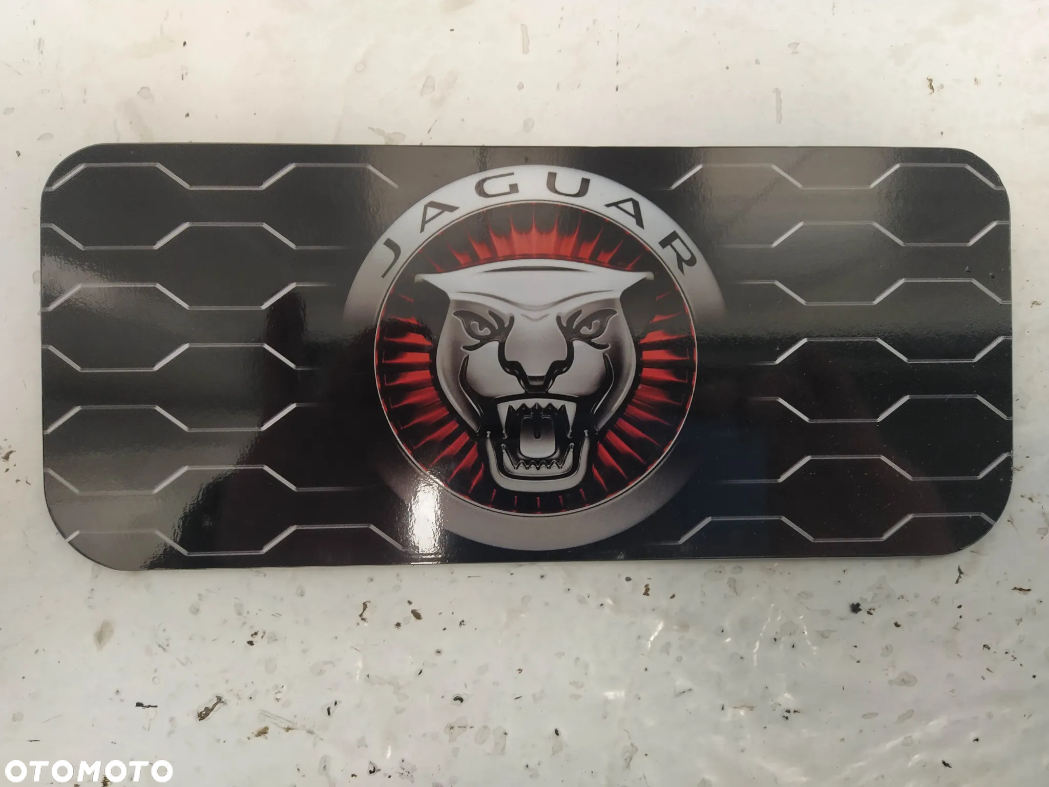 JAGUAR XF X260 ZAŚLEPKA ZNACZEK LOGO JAGUAR - 2