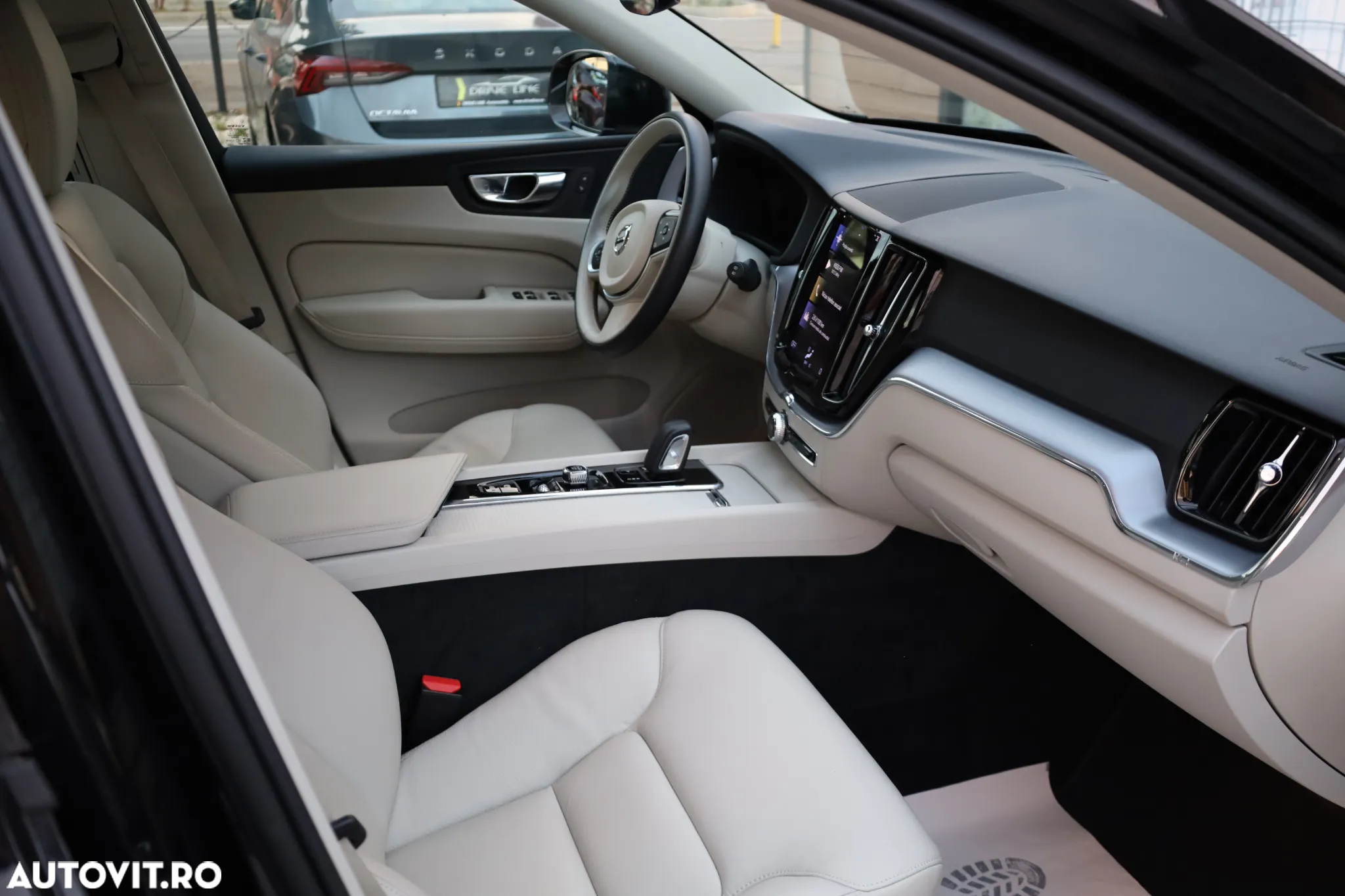 Volvo XC 60 B4 D Geartronic Momentum - 11