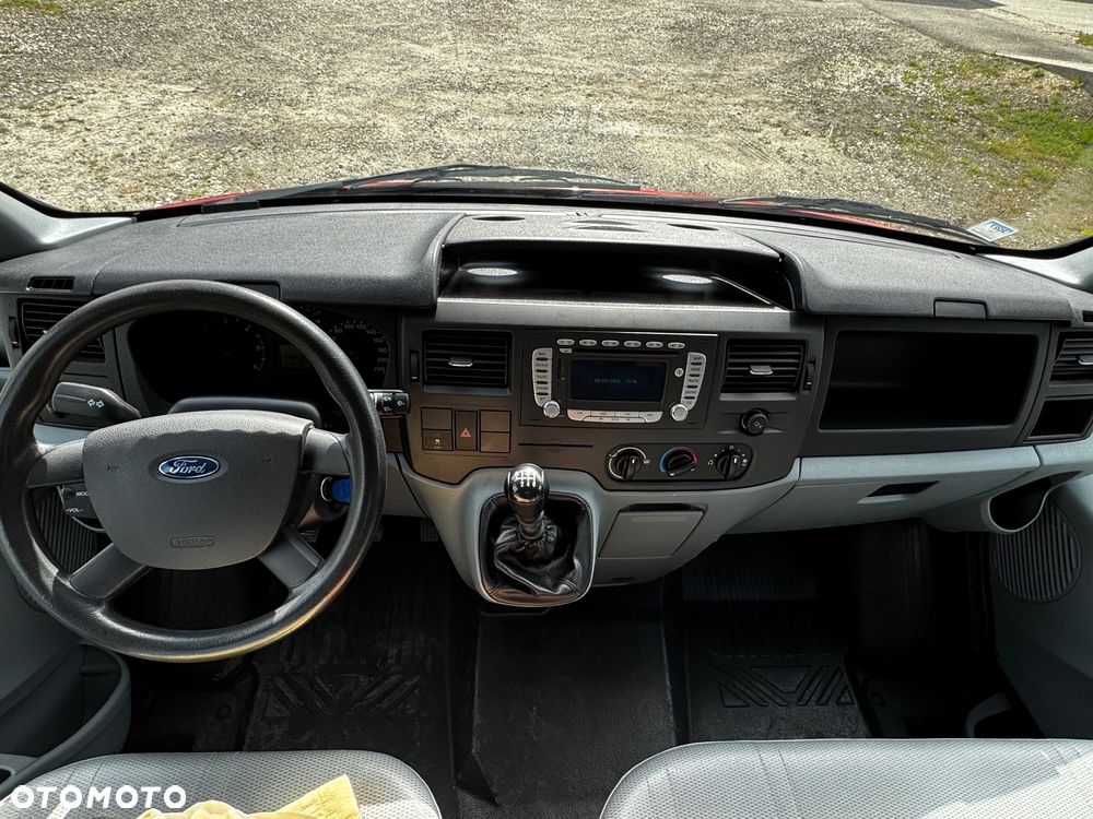 Ford Transit - 9