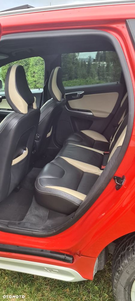 Volvo XC 60 T6 AWD R-Design - 7