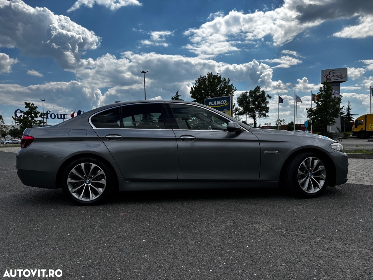 BMW Seria 5 525d xDrive AT - 8
