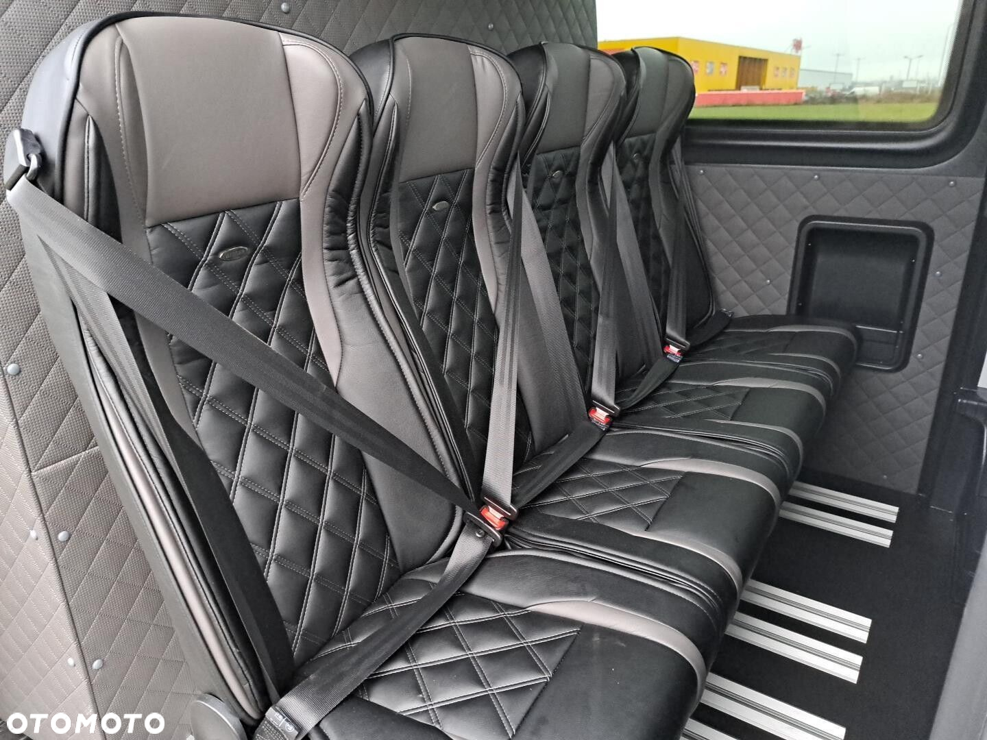 Volkswagen Crafter 35 Furgon, 2,0 TDI SCR 177KM,  6-bieg man., r.o: 4490 mm - 30