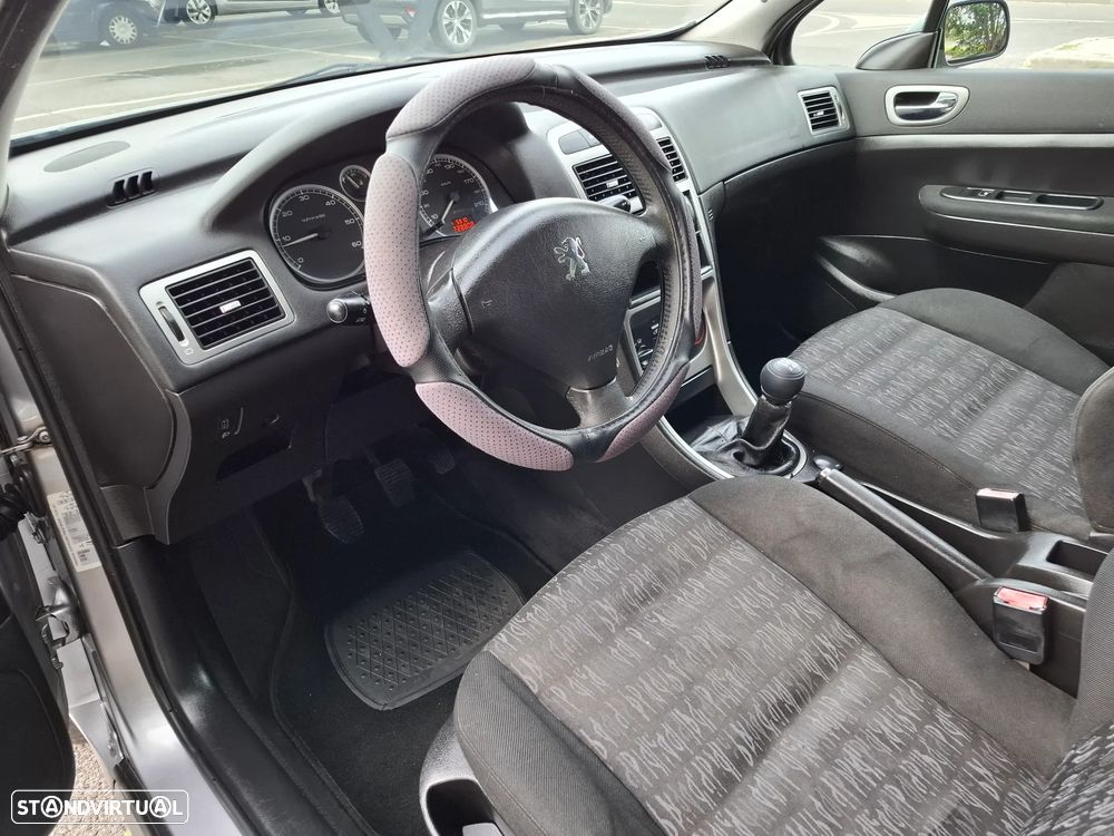 Peugeot 307 1.4 HDi XT Premium - 5