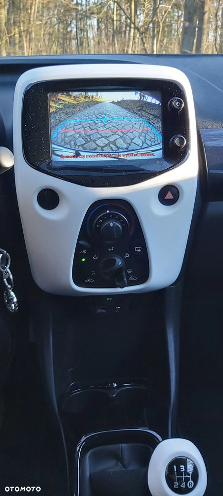 Peugeot 108 PureTech 82 Top Roland Garros - 13