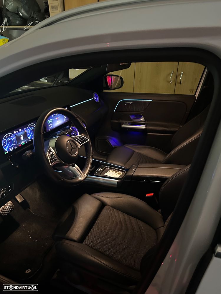 Mercedes-Benz EQA 300 4Matic - 9