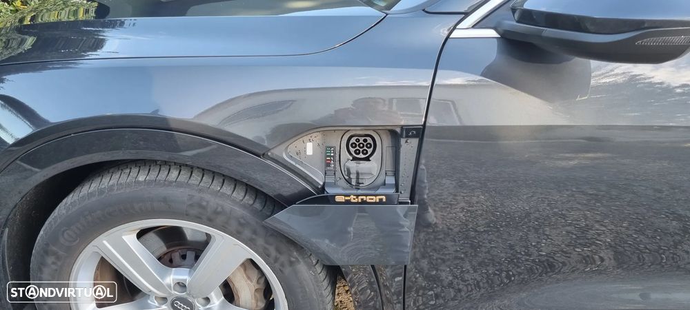 Audi e-tron 50 quattro Advanced - 11