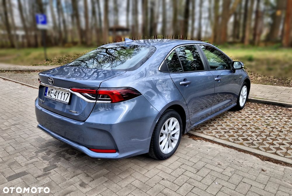 Toyota Corolla 1.8 Hybrid Comfort - 13