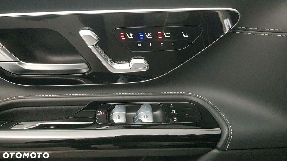 Mercedes-Benz SL AMG 63 4-Matic+ - 23