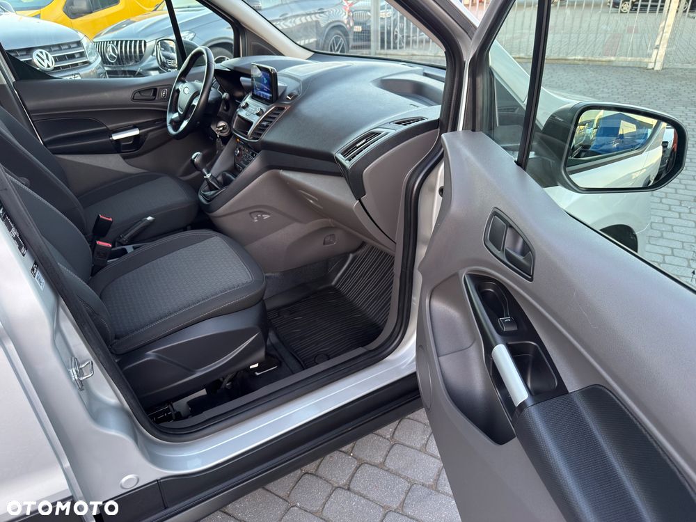 Ford Transit Connect - 13