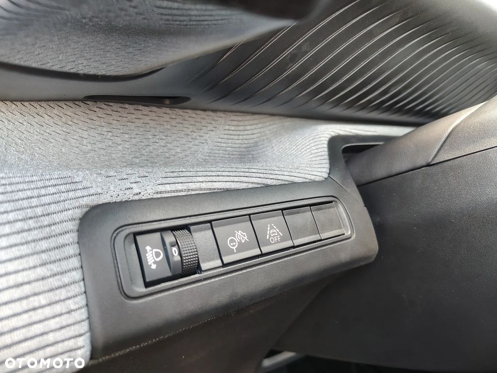 Citroën C4 EV136 50kWh Max - 15
