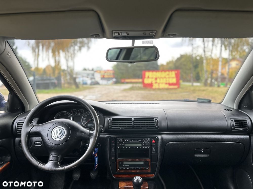 Volkswagen Passat - 5