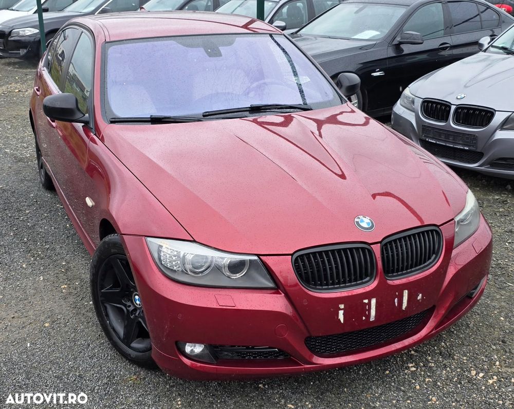 BMW Seria 3 320d EfficientDynamics Edition - 19