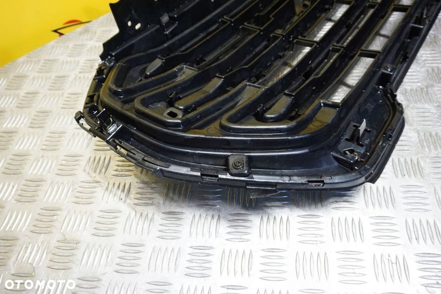 GMC TERRAIN 2022 2023 2024 Atrapa Przód Grill USA - 15
