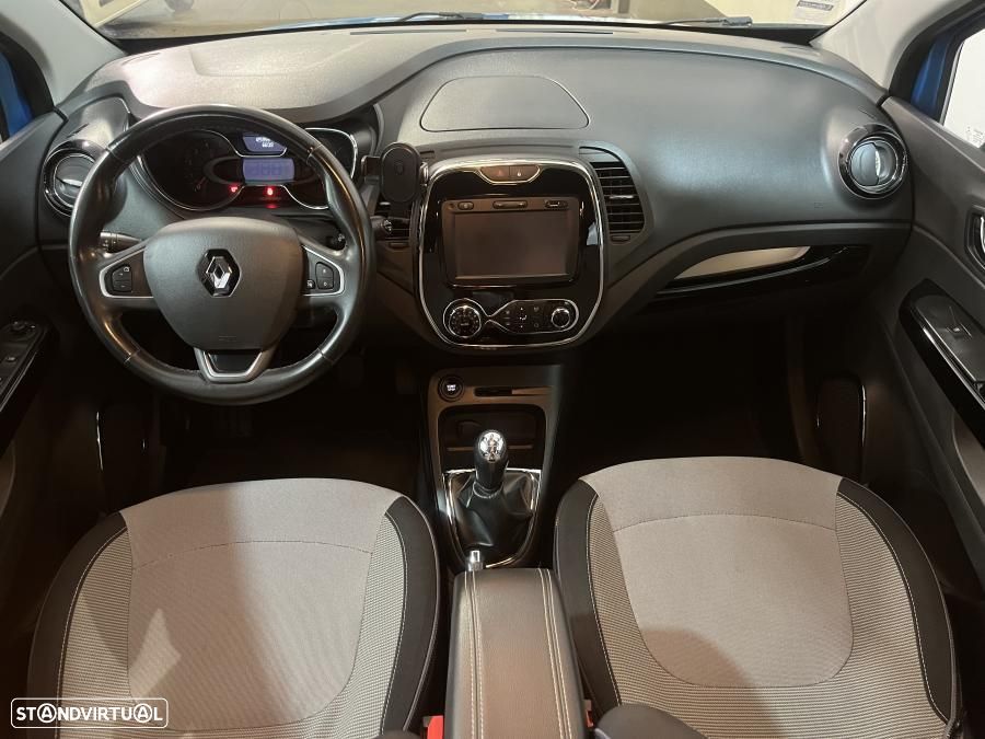 Renault Captur 1.5 dCi Exclusive - 23