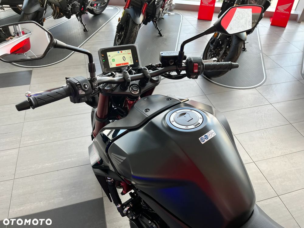Honda CB - 10