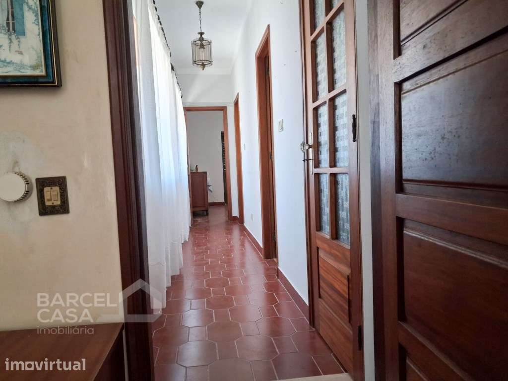 Oportunidade em Mujães: Moradia Térrea T3 com Potencial - Grande imagem: 4/15