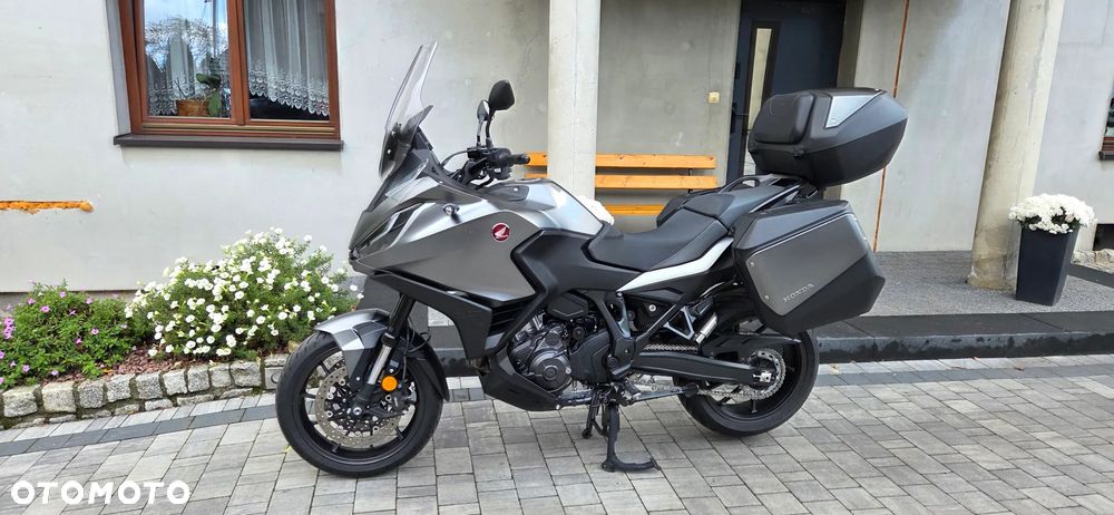 Honda NT