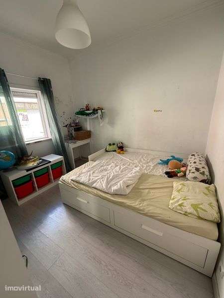 Casa e loja com piscina - Grande imagem: 4/12