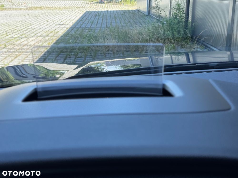 Ford Kuga 2.5P PHEV FWD Titanium X - 32