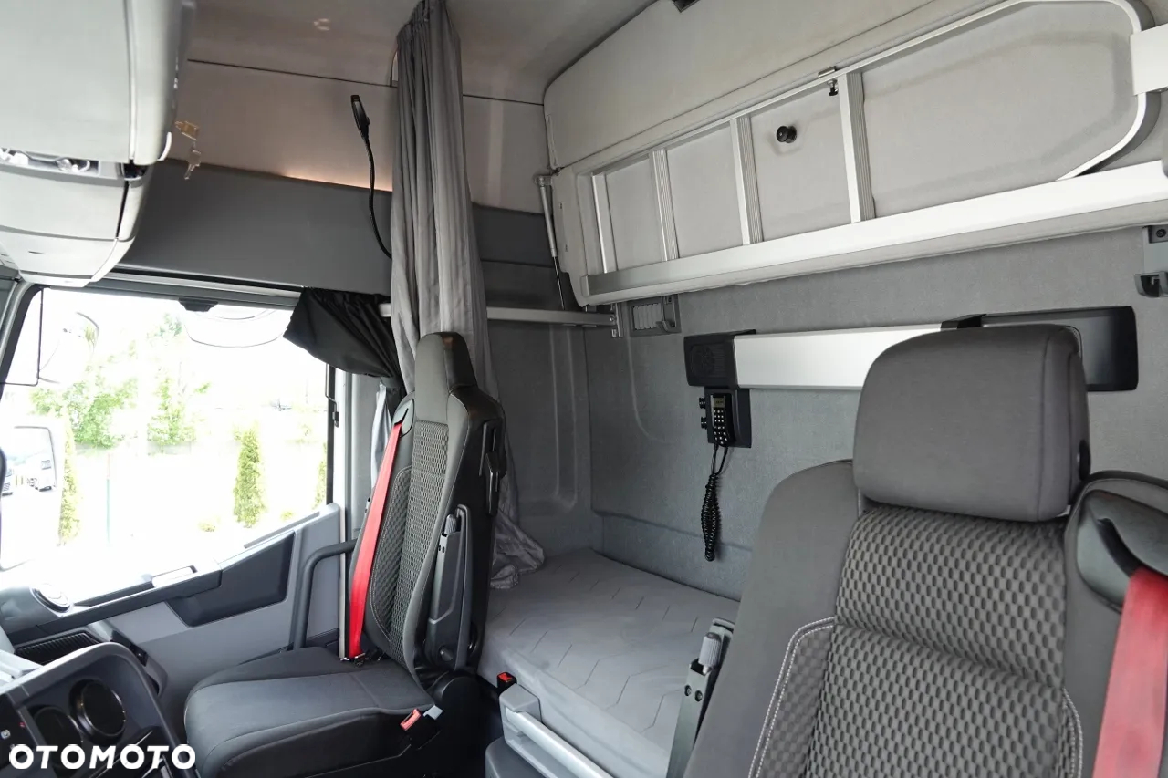 Renault T 440 / 6X2 / SOLÓWKA / FIRANKA 9.5 M / KLIMA POSTOJOWA  / WINDA / ALUFELGI / OŚ PODNOSZONA / PO KONTRAKCIE SERWISOWYM - 27