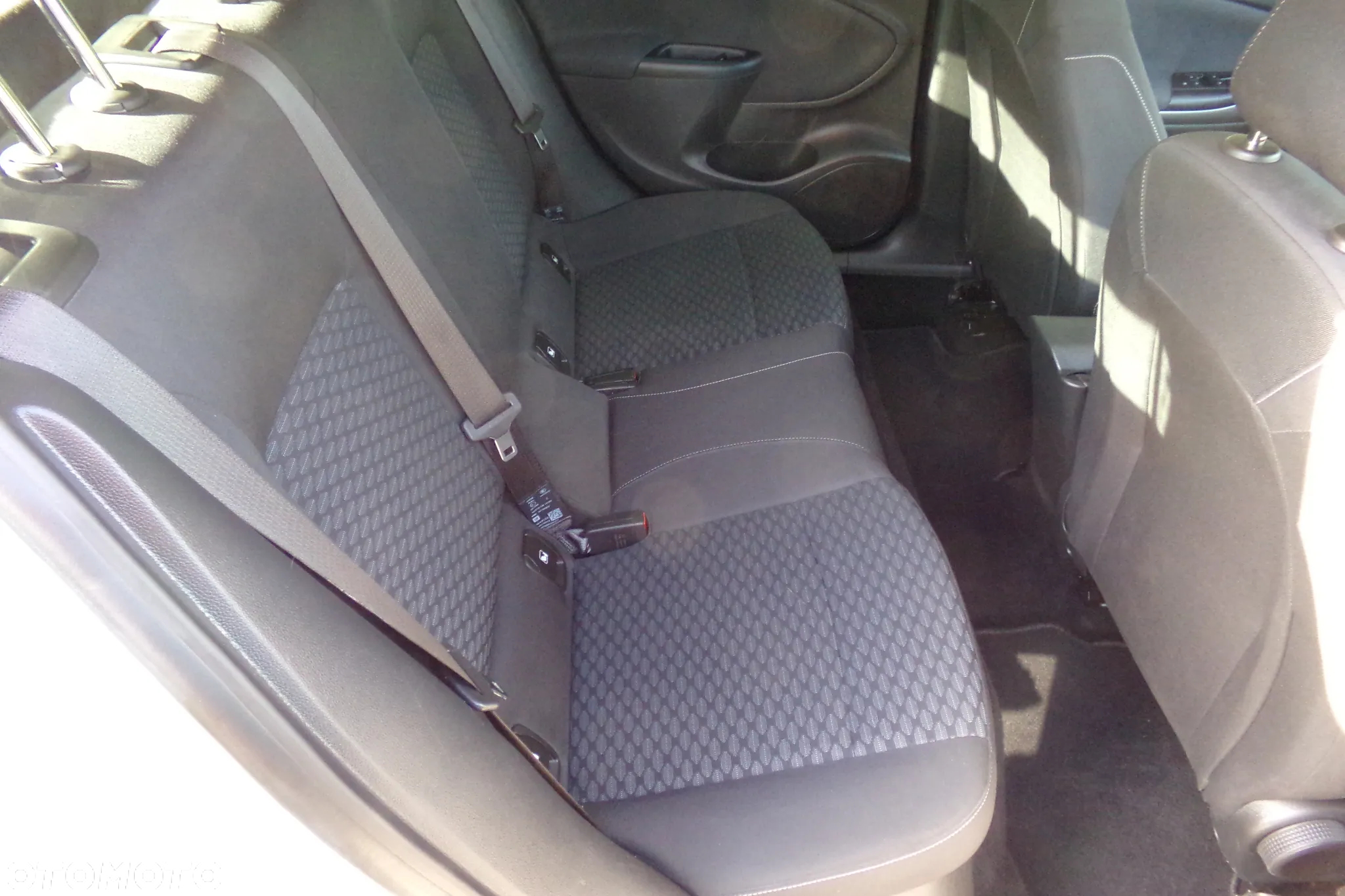 Opel Astra V 1.5 CDTI Ultimate S&S - 16
