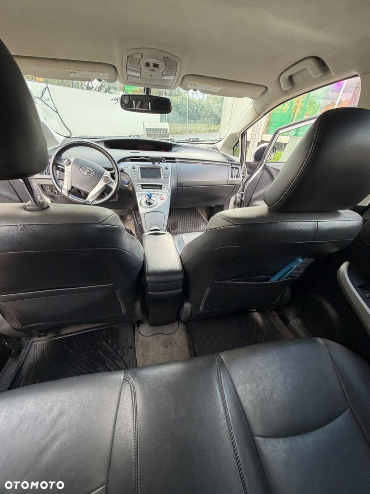 Toyota Prius 1.8 HSD Active - 9