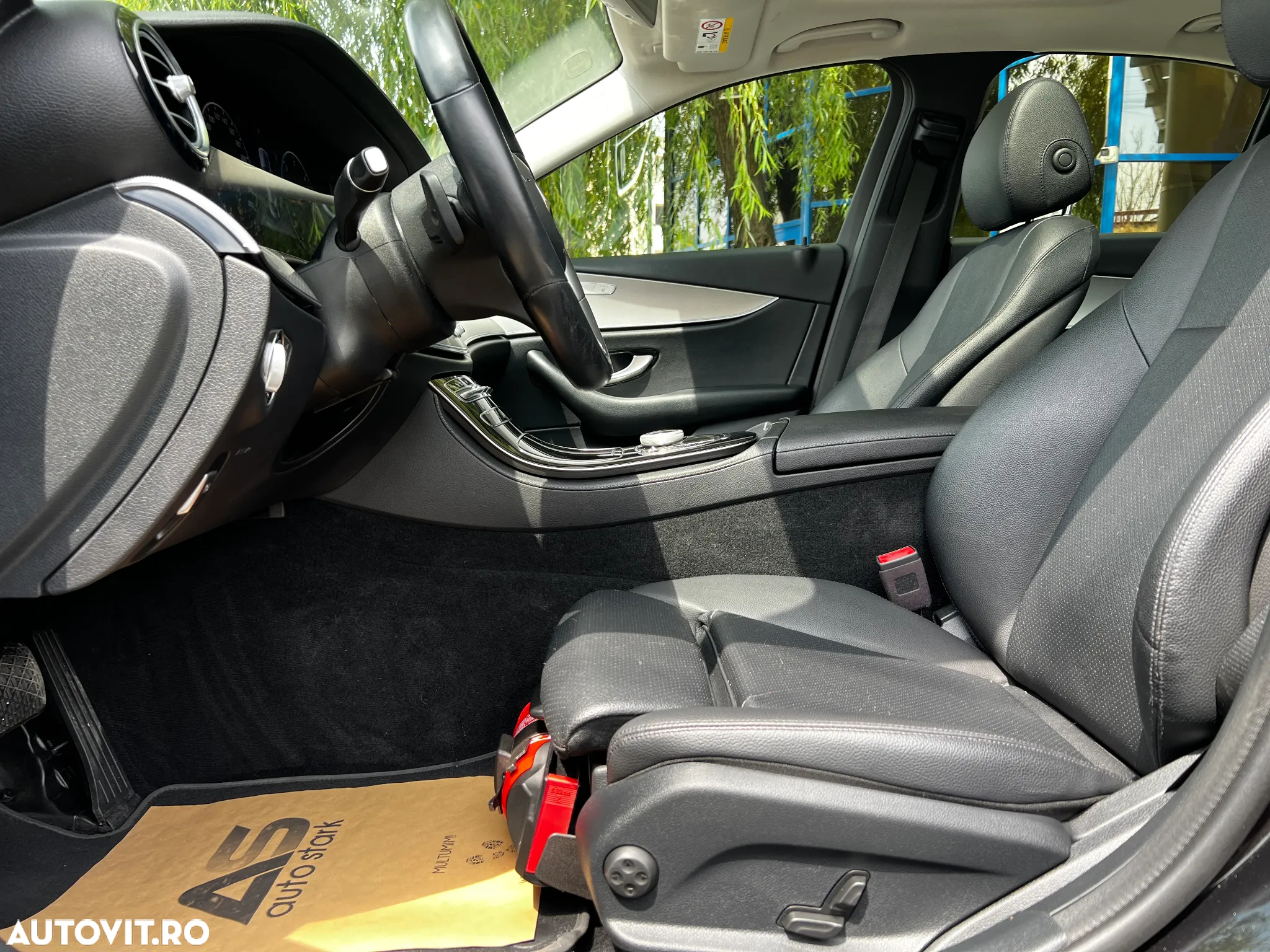 Mercedes-Benz E 200 d Aut. - 16