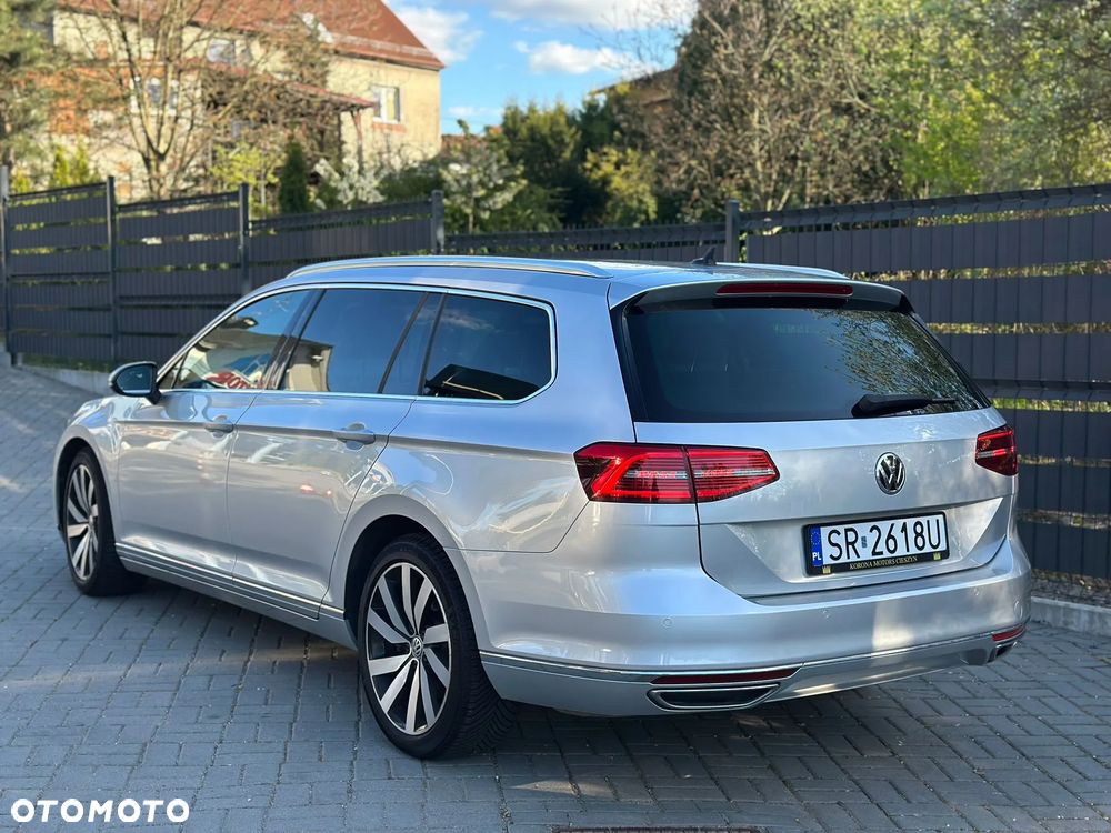 Volkswagen Passat 2.0 TDI Bi-Turbo BMT 4Mot Highline DSG - 4