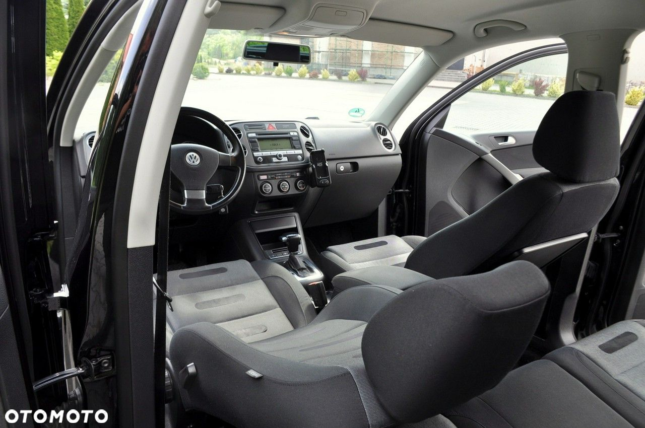 Volkswagen Tiguan - 27