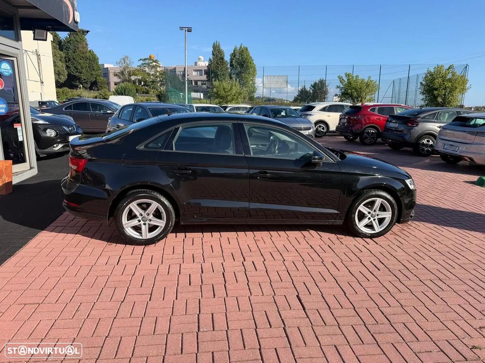 Audi A3 Limousine 30 TDI Design - 17