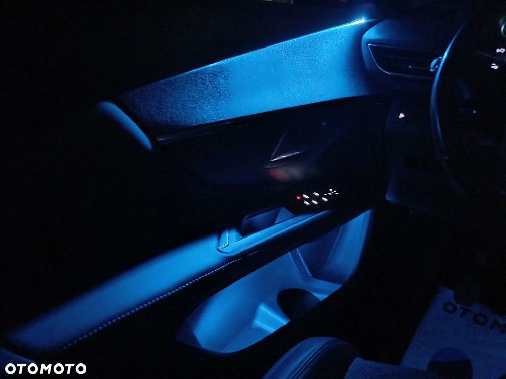 Peugeot 5008 BlueHDi 120 Allure - 30