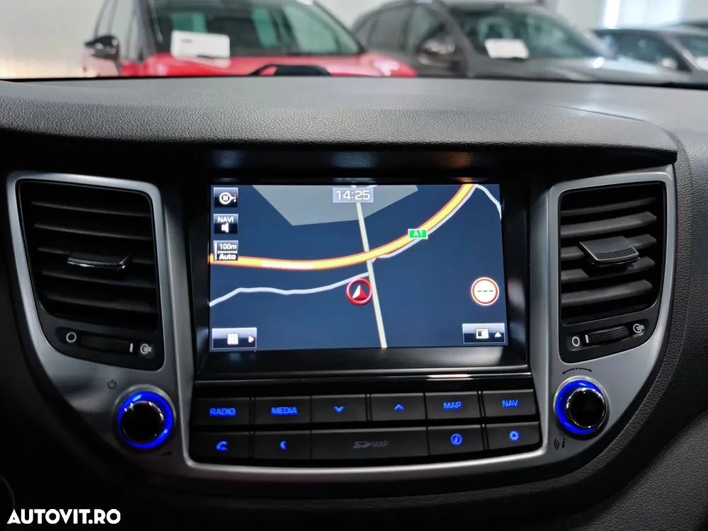 Hyundai Tucson 2.0 CRDI 4WD Automatik Style - 7