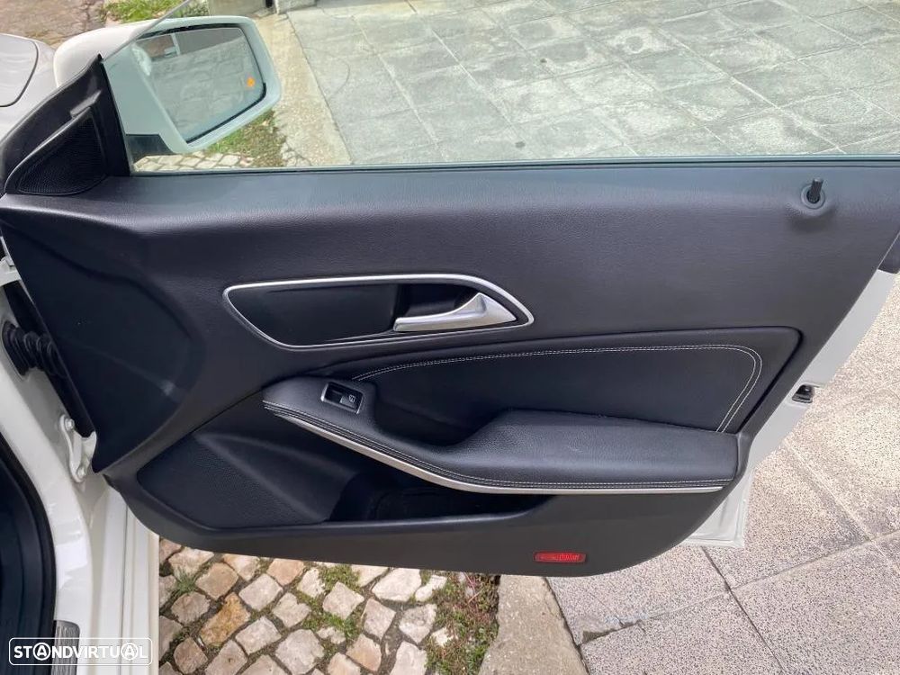 Mercedes-Benz CLA 220 d Shooting Brake Urban Aut. - 34