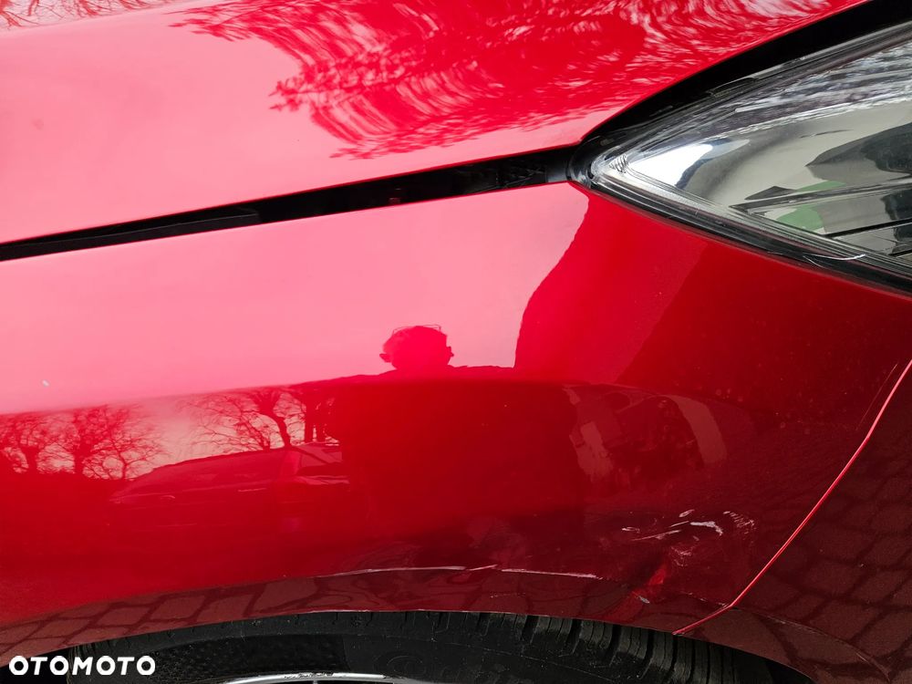 Ford Focus MK3 III błotnik przód przedni prawy lewy  UB - 5