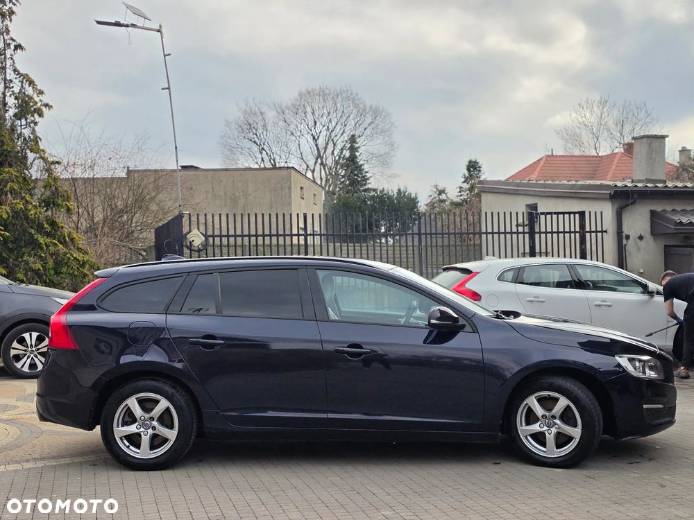 Volvo V60 - 10