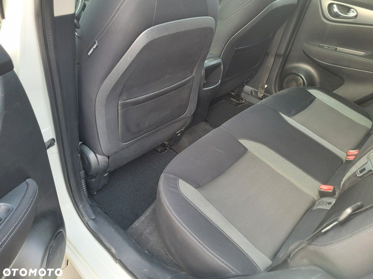 Nissan Qashqai - 13
