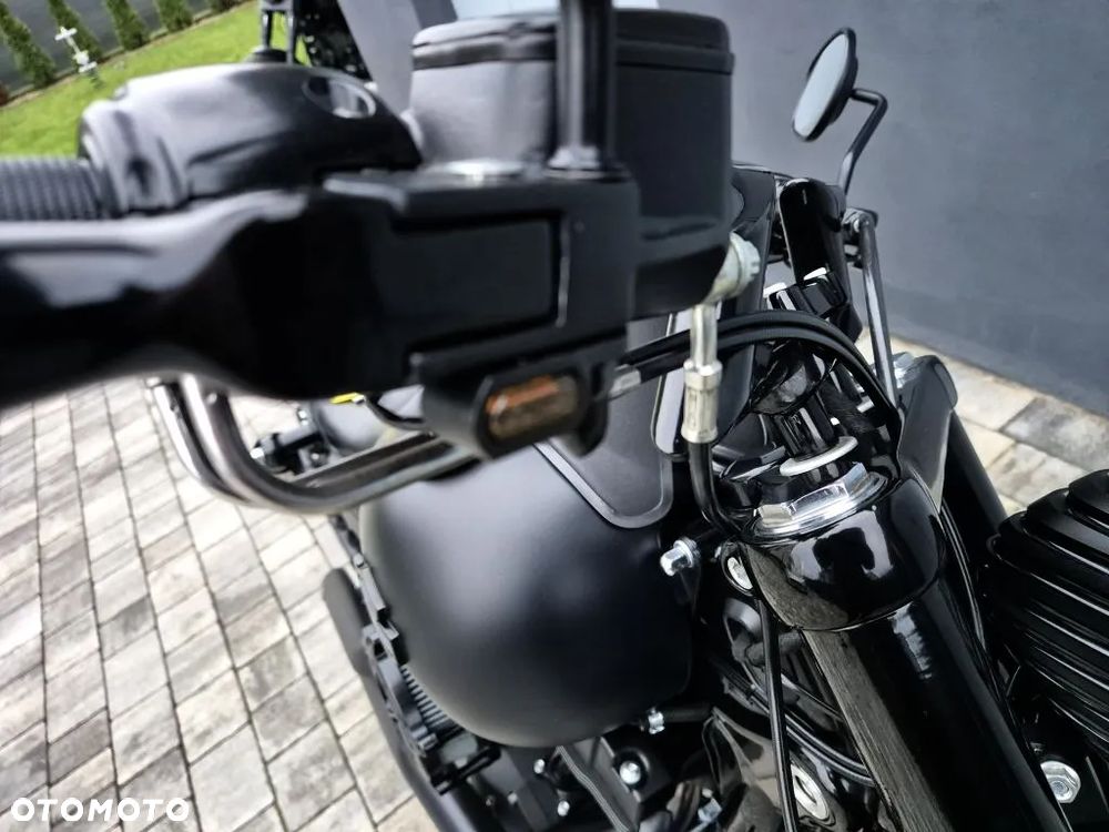 Harley-Davidson Dyna Wide Glide - 13