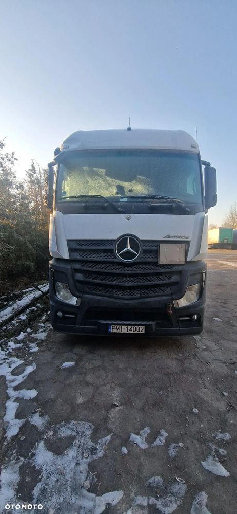 Mercedes-Benz actros - 1