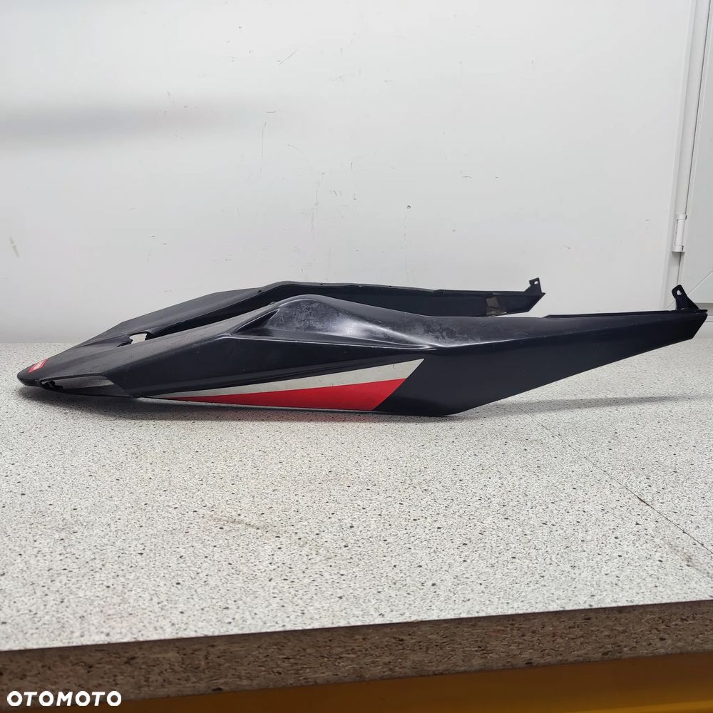 Zadupek, ogon, owiewka, osłona tył Derbi GP1 - 9