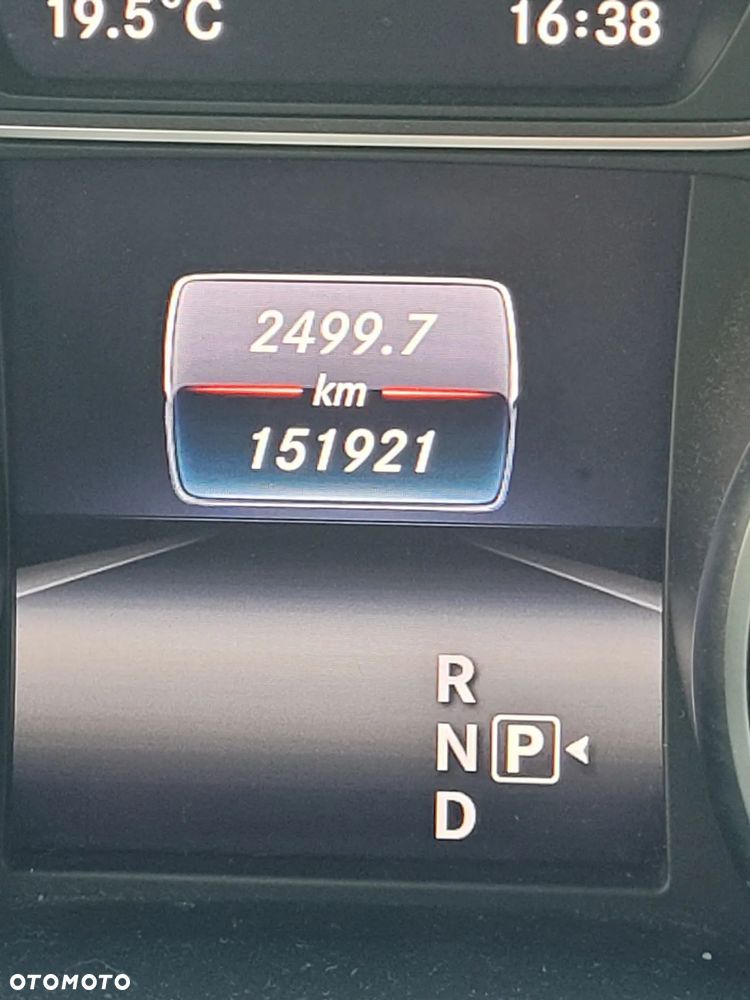 Mercedes-Benz CLA 180 d 7G-DCT - 11