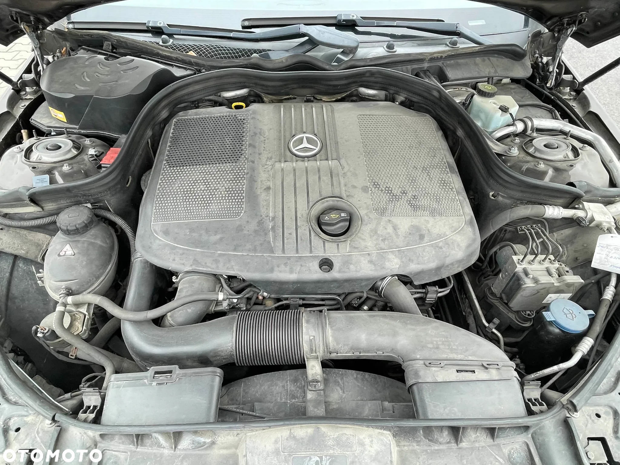 Mercedes-Benz Klasa E 220 T BlueTEC BlueEFFICIENCY Edition 9G-TRONIC Edition - 26