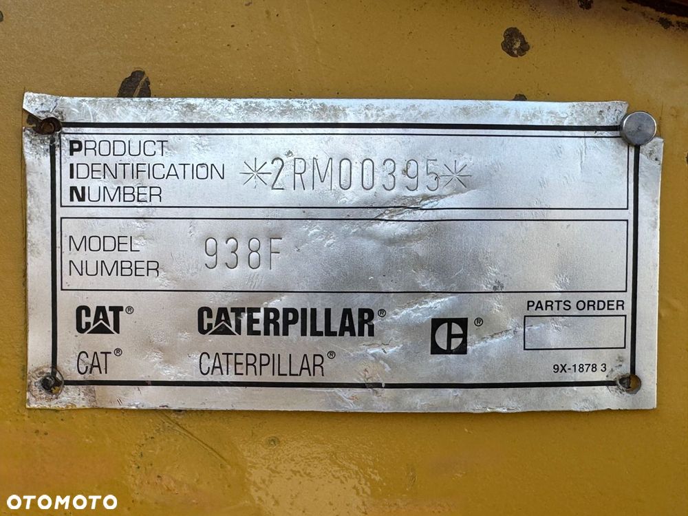Caterpillar 938F - 10