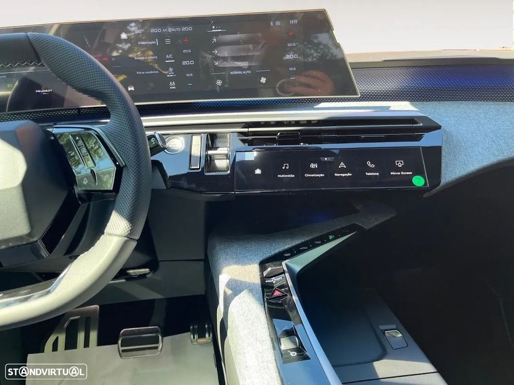 Peugeot E-3008 73 kWh GT - 12