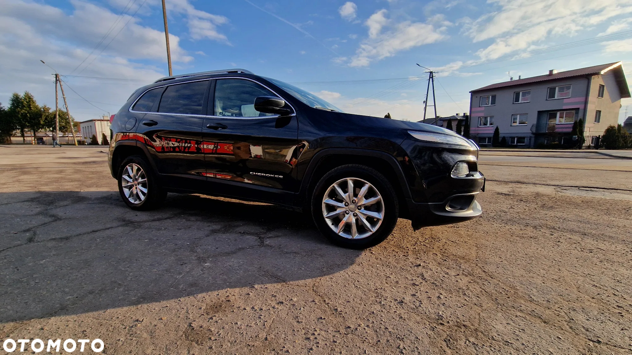 Jeep Cherokee 2.0 MJD 4x2 Longitude - 8