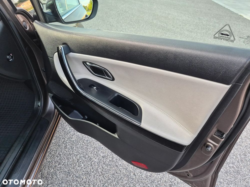 Kia Ceed 1.6 GDI L Business Line - 15