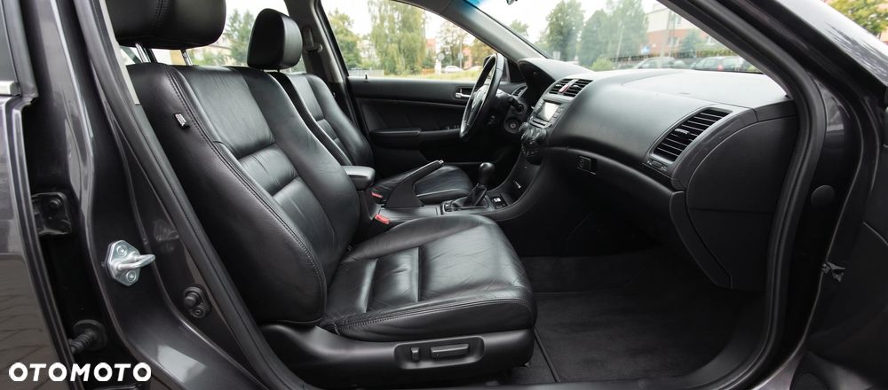 Honda Accord 2.4 Executive - 14