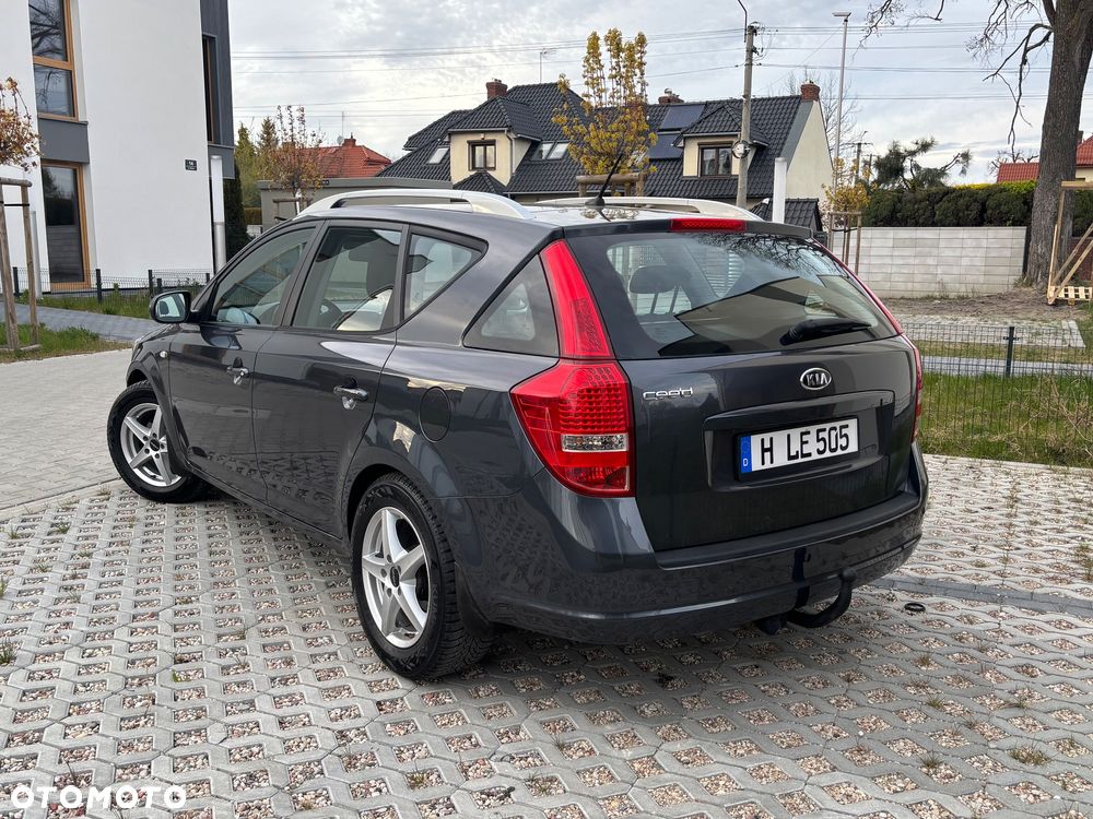 Kia Ceed 1.4 CVVT Spirit - 22