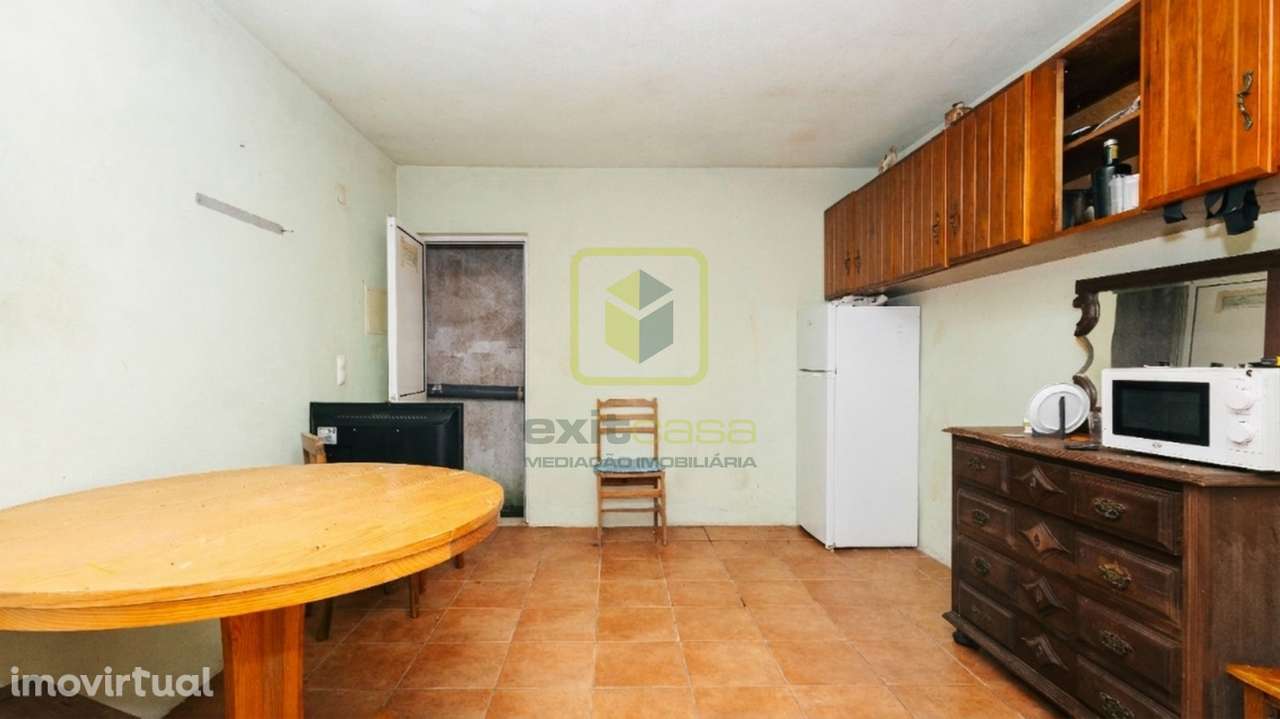 Garagem convertida em Habitação - Grande imagem: 3/17