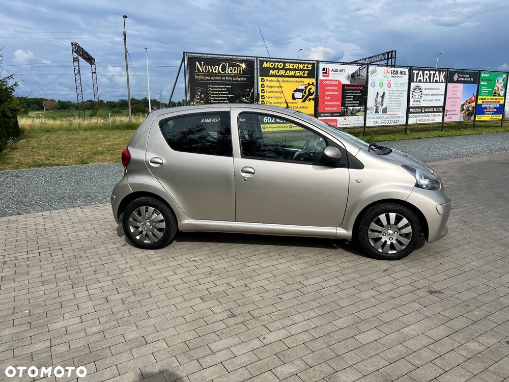 Toyota Aygo ckIN2U - 14