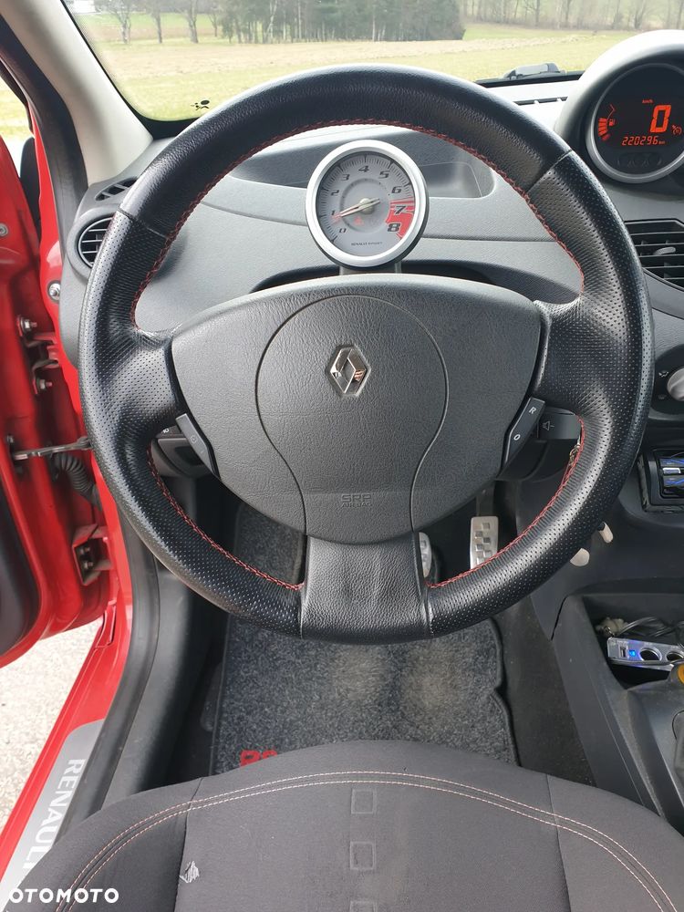 Renault Twingo 1.6 16V RS - 12